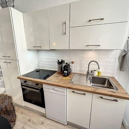 Appartement Lumineux Au Coeur De La Joliette Marseille Bagian luar foto