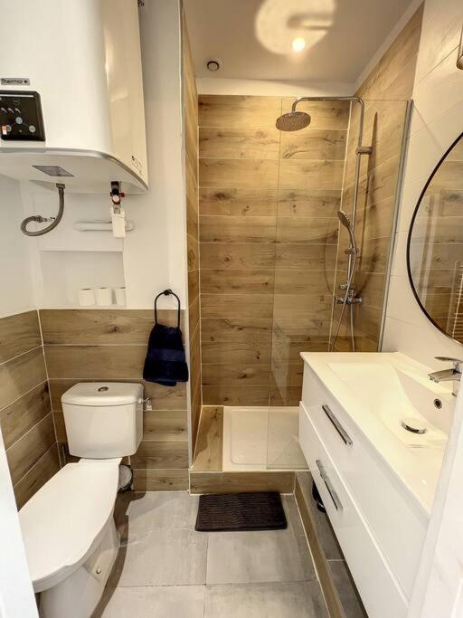 Appartement Lumineux Au Coeur De La Joliette Marseille Bagian luar foto